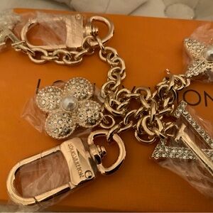 Louis Vuitton Rose Gold Crystal Charms bag chain Gorgeous used once
